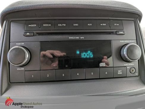 Used 2009 Dodge Grand Caravan SE FWD image 19