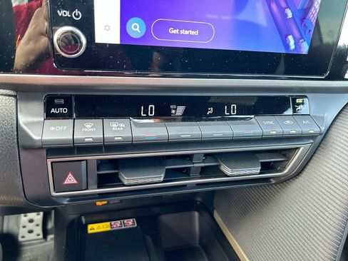 Used 2026 Toyota Camry SE FWD image 26