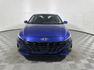 Used 2022 Hyundai Elantra SEL w/ Convenience + Premium Package video 2