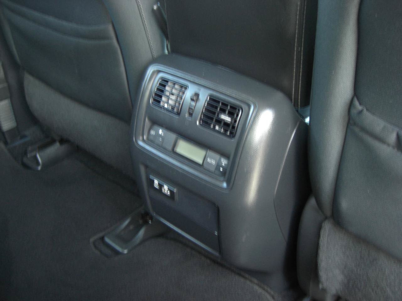 Used 2020 Nissan Pathfinder S FWD image 20
