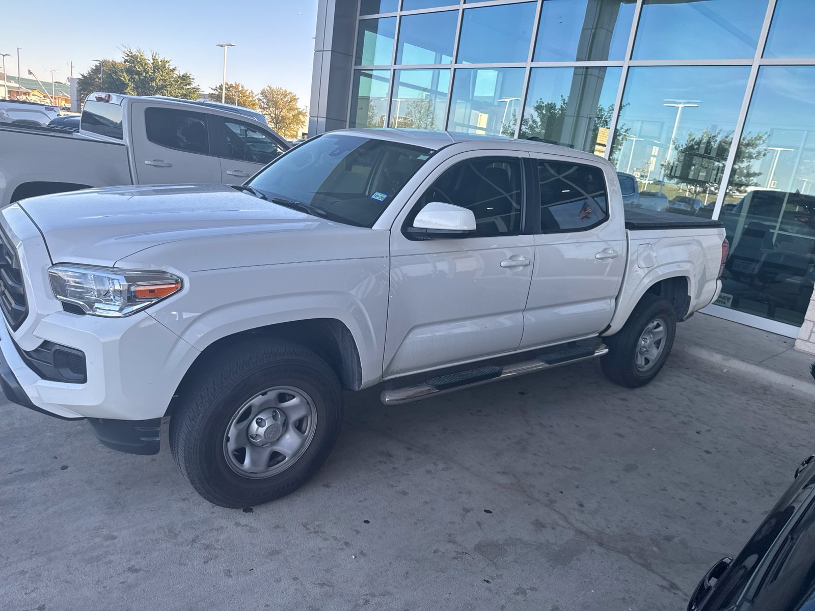 Used 2018 Toyota Tacoma SR w/ SR Convenience Package RWD image 29