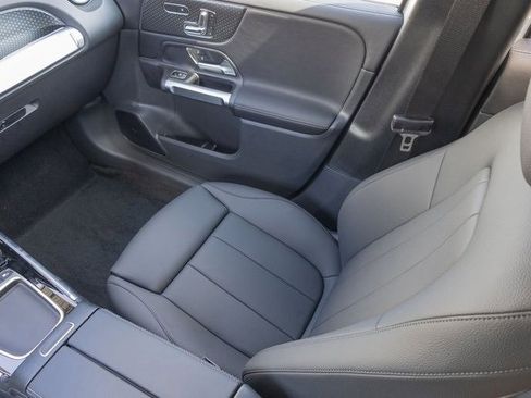 Certified 2025 Mercedes-Benz GLB 250 image 26