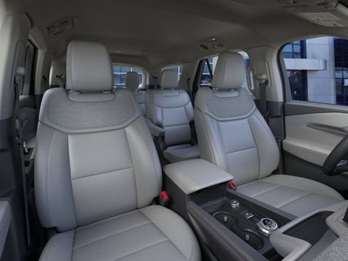 New 2026 Ford Explorer Active w/ Active Comfort Package RWD image 10