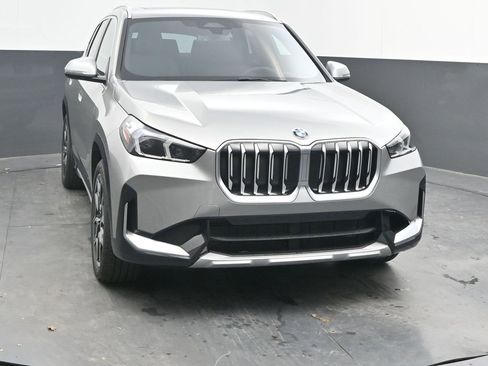 New 2026 BMW X1 xDrive28i w/ Convenience Package image 2
