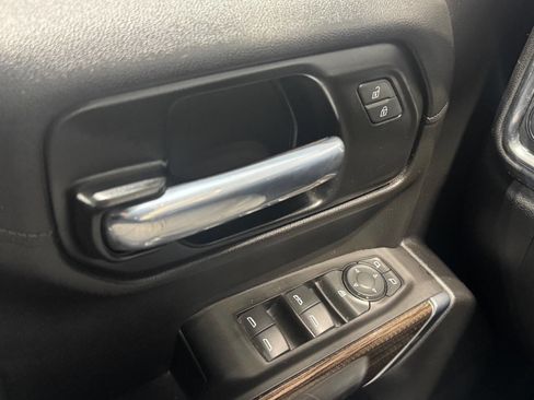 Used 2021 Chevrolet Silverado 1500 LT image 32