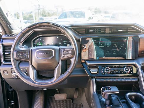 Used 2023 GMC Sierra 1500 Denali Ultimate image 16