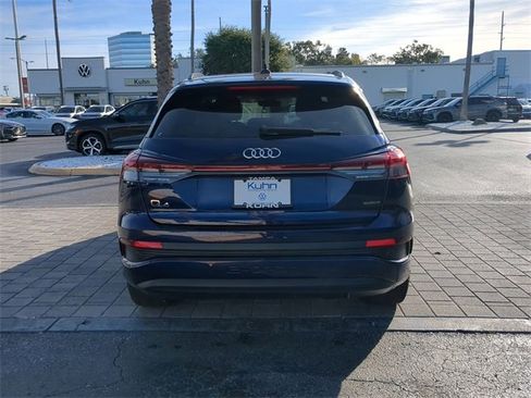 Used 2023 Audi Q4 e-tron Premium w/ Convenience Package image 5