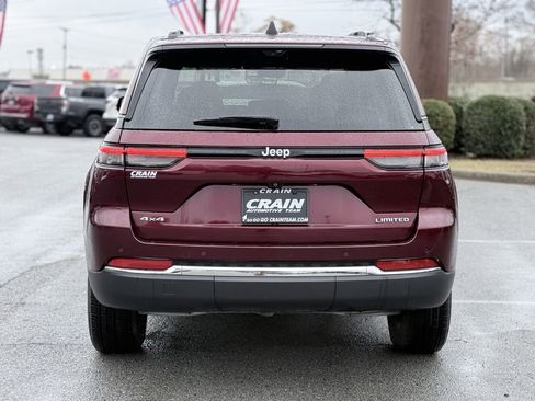 Used 2024 Jeep Grand Cherokee Limited w/ Luxury Tech Group II image 6