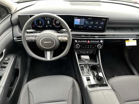 New 2026 Hyundai Tucson SEL image 11