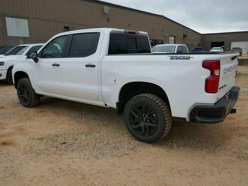 New 2026 Chevrolet Silverado 1500 LT Trail Boss w/ Convenience Package II AWD/4WD image 8