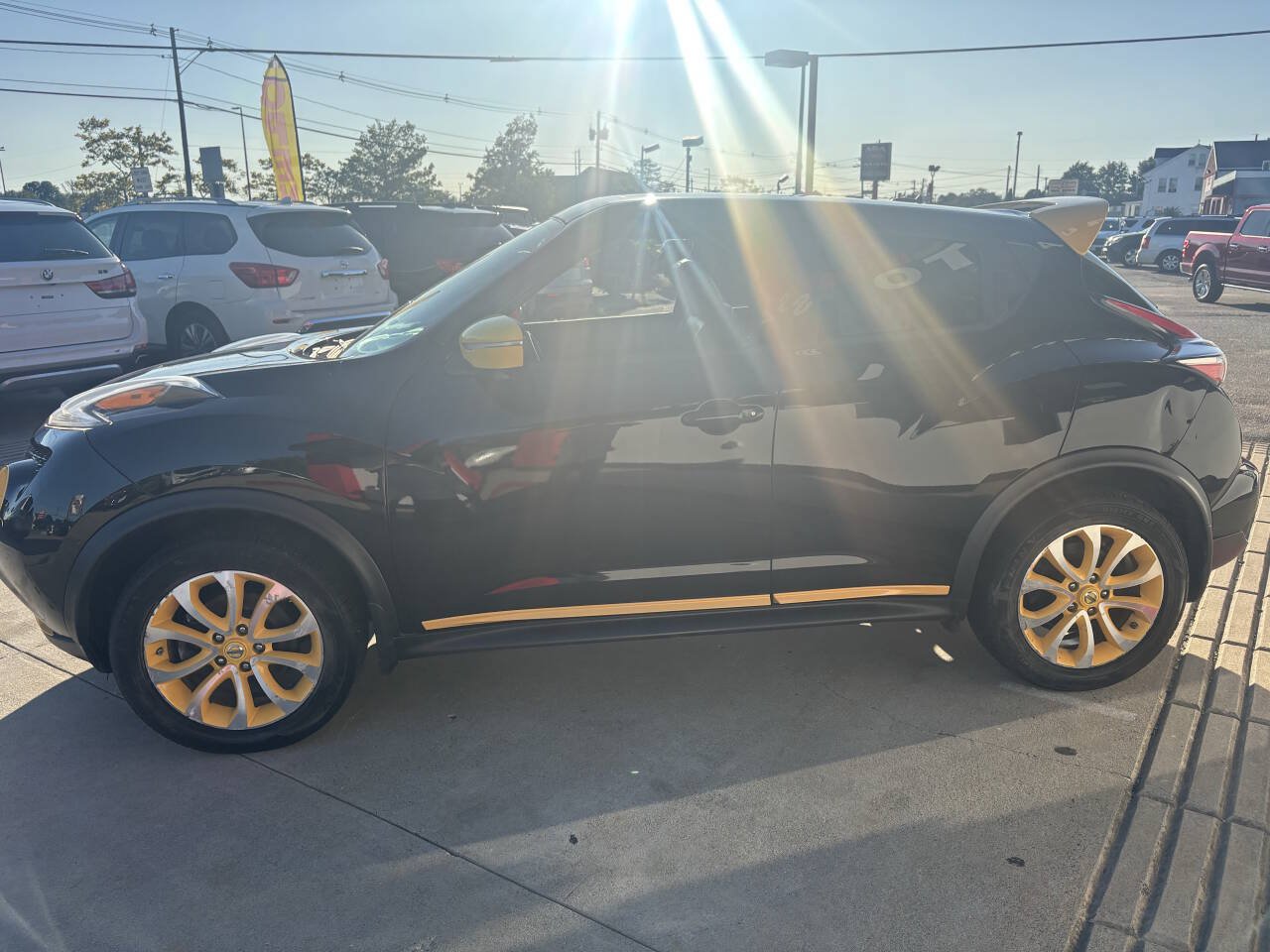Used 2015 Nissan Juke SL AWD/4WD image 3