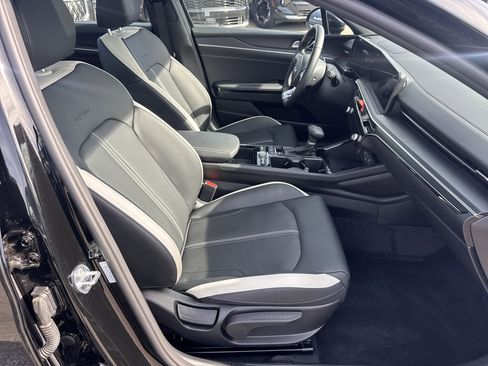 Certified 2025 Kia K5 GT-Line w/ GT-Line Premium Package image 13