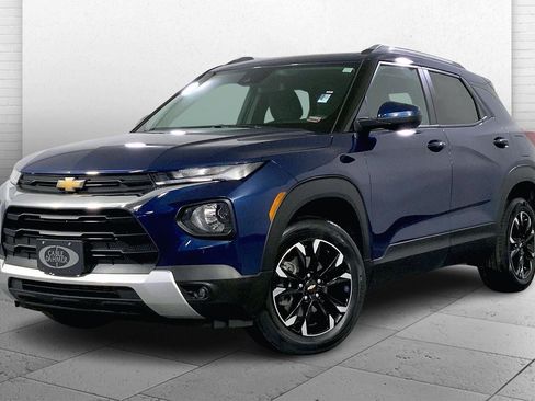 Used 2022 Chevrolet TrailBlazer LT AWD/4WD image 13
