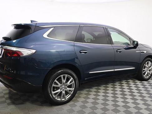 Used 2023 Buick Enclave Premium w/ Experience Buick Package AWD/4WD image 4