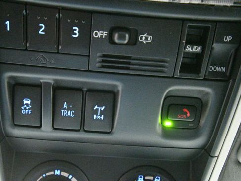 Certified 2023 Toyota 4Runner TRD Off-Road Premium image 19