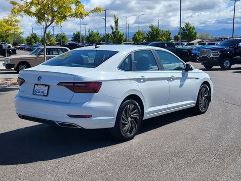 Used 2019 Volkswagen Jetta SEL Premium FWD image 5