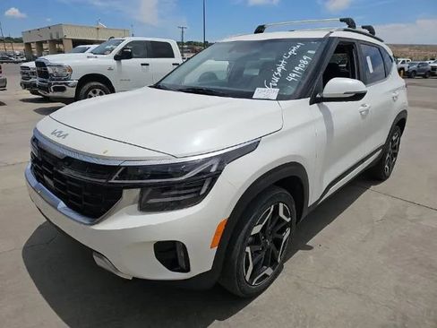 Used 2024 Kia Seltos SX AWD/4WD image 2