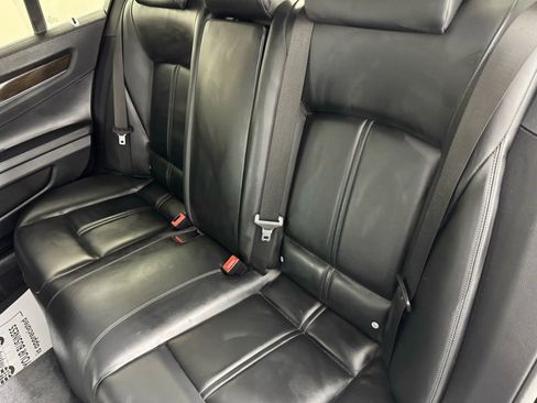 Used 2011 BMW 750Li xDrive image 36