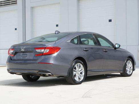Used 2019 Honda Accord LX image 13