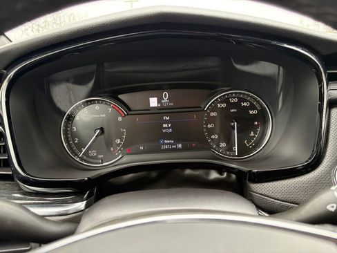 Used 2023 Cadillac XT5 Premium Luxury AWD/4WD image 4