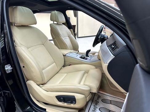 Used 2014 BMW 550i Sedan image 44
