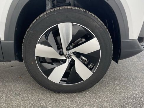 Used 2024 Volkswagen Taos S image 51