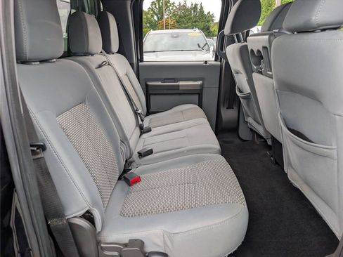Used 2011 Ford F250 XLT w/ XLT Interior Pkg AWD/4WD image 14