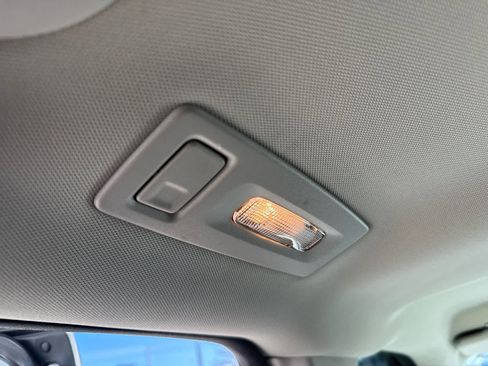 Used 2017 Ford Explorer Platinum image 30