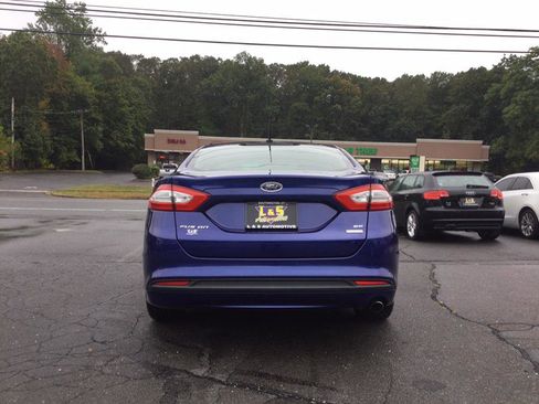 Used 2014 Ford Fusion SE image 31