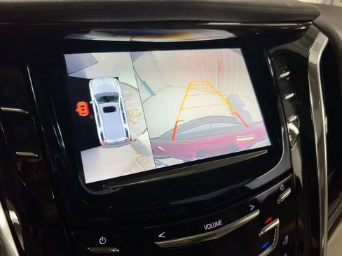 Used 2016 Cadillac Escalade Luxury image 16