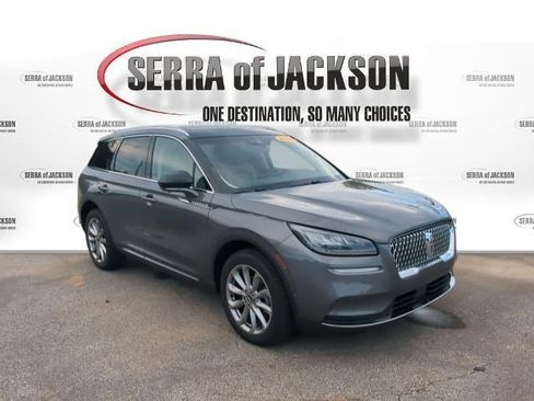 Used 2022 Lincoln Corsair FWD w/ Premium Package image 2