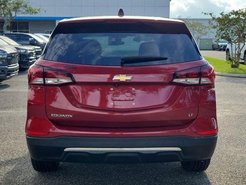 Certified 2024 Chevrolet Equinox LT FWD image 9
