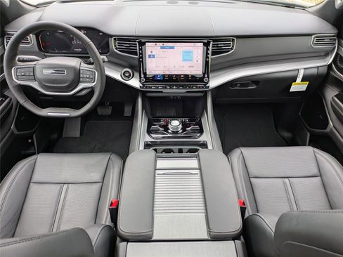 New 2026 Jeep Grand Wagoneer Limited AWD/4WD image 16