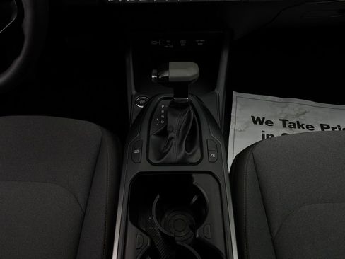 Used 2025 Kia K4 FWD image 14