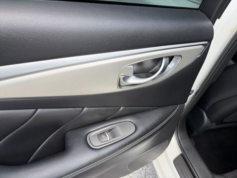 Used 2020 INFINITI Q50 Luxe RWD image 27