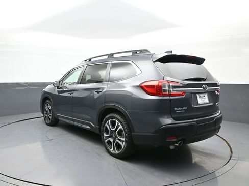 Used 2023 Subaru Ascent Limited image 8