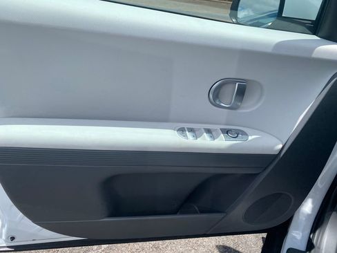 Certified 2024 Hyundai Ioniq 5 SEL RWD image 13