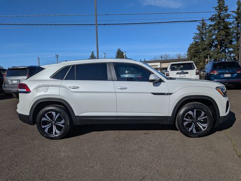 New 2026 Volkswagen Atlas Cross Sport SE AWD/4WD image 6