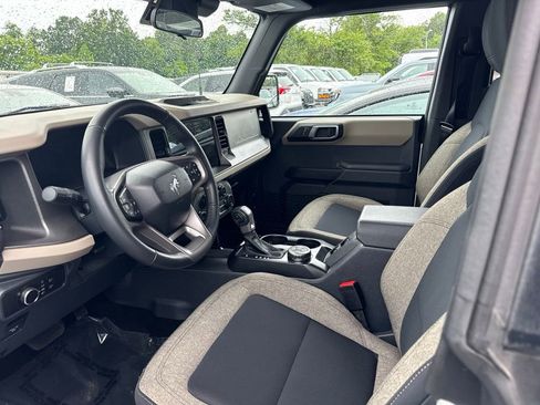 Used 2025 Ford Bronco Big Bend AWD/4WD image 3