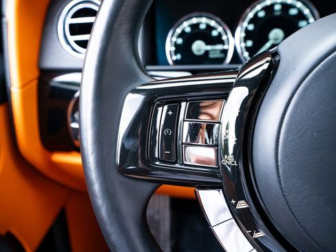 Used 2023 Rolls-Royce Cullinan AWD/4WD image 30
