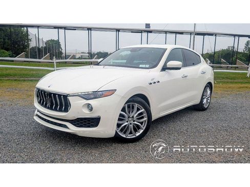 Used 2022 Maserati Levante GT image 1