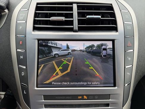 Used 2019 Lincoln MKZ Reserve FWD image 25