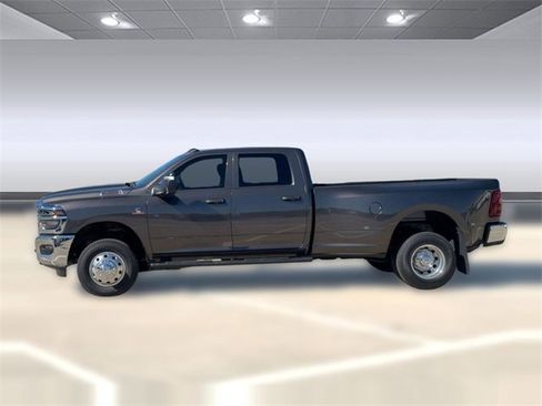New 2026 RAM 3500 Tradesman image 2