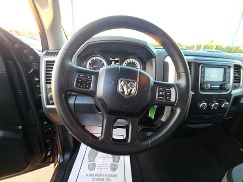 Used 2015 RAM 1500 Classic SLT image 10