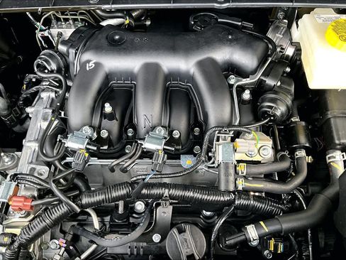 New 2026 Nissan Pathfinder SL FWD image 17