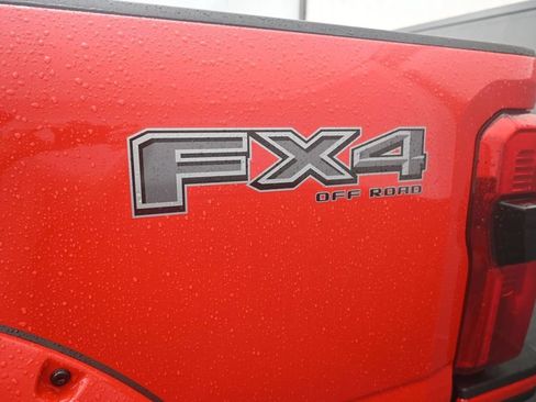 New 2026 Ford F250 Lariat w/ Black Appearance Package AWD/4WD image 23