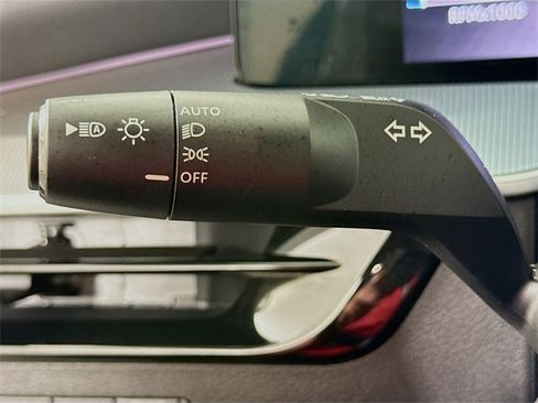 Certified 2025 Nissan Murano Platinum w/ Cargo Package image 15