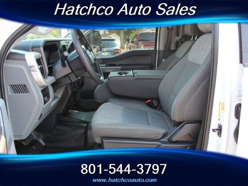 Used 2025 Ford F250 XLT w/ Black Appearance Package AWD/4WD image 14