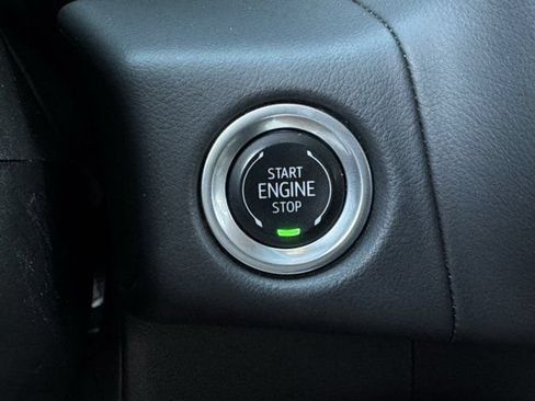Used 2024 Chevrolet Suburban LT AWD/4WD image 22