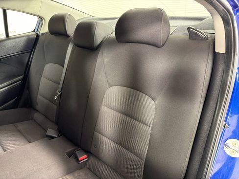 Used 2017 Kia Forte LX FWD image 18